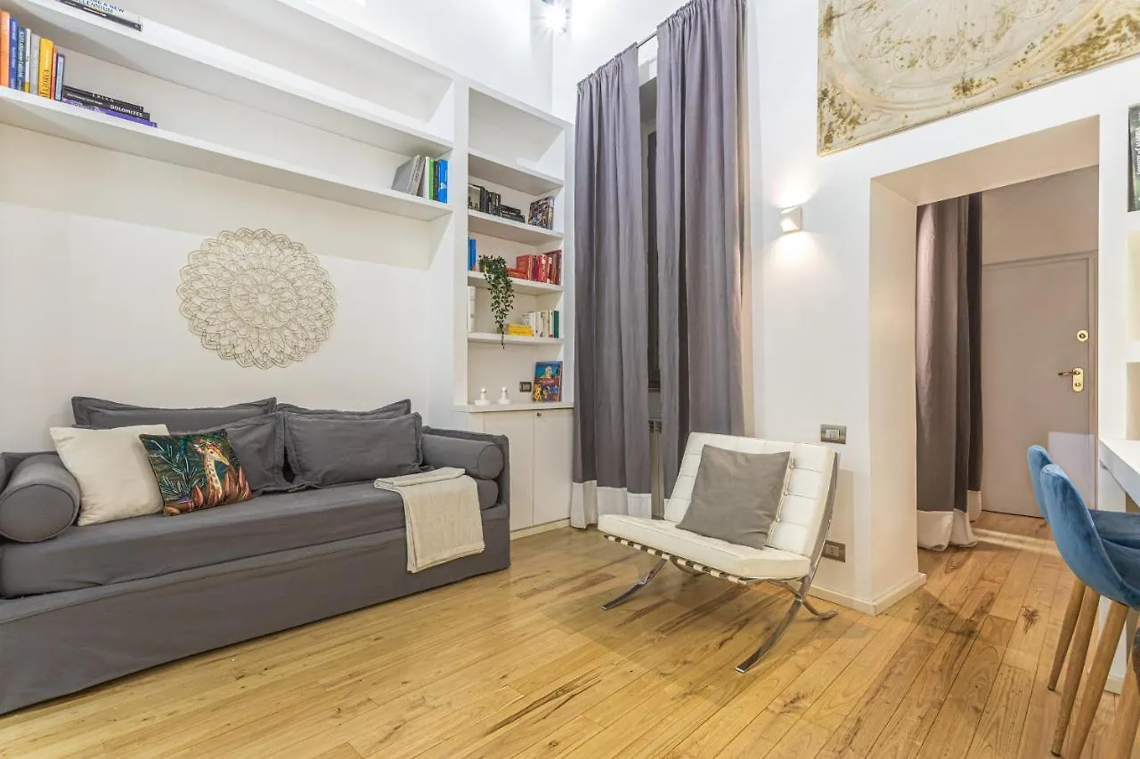 Lucrezia Apartment - Close To Piazza Navona Rome 0*,