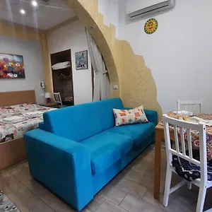  Holiday home Il Sole Della Guilla Italy